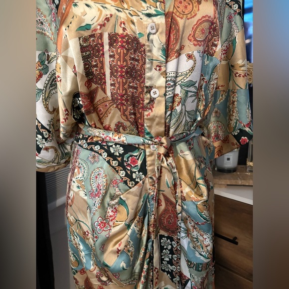Silk Touch Multicolor Long Sleeve Dress - Picture 2 of 5